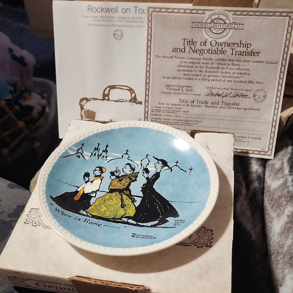 Decorative Plate with Elegant Women Design.  When In ROME.